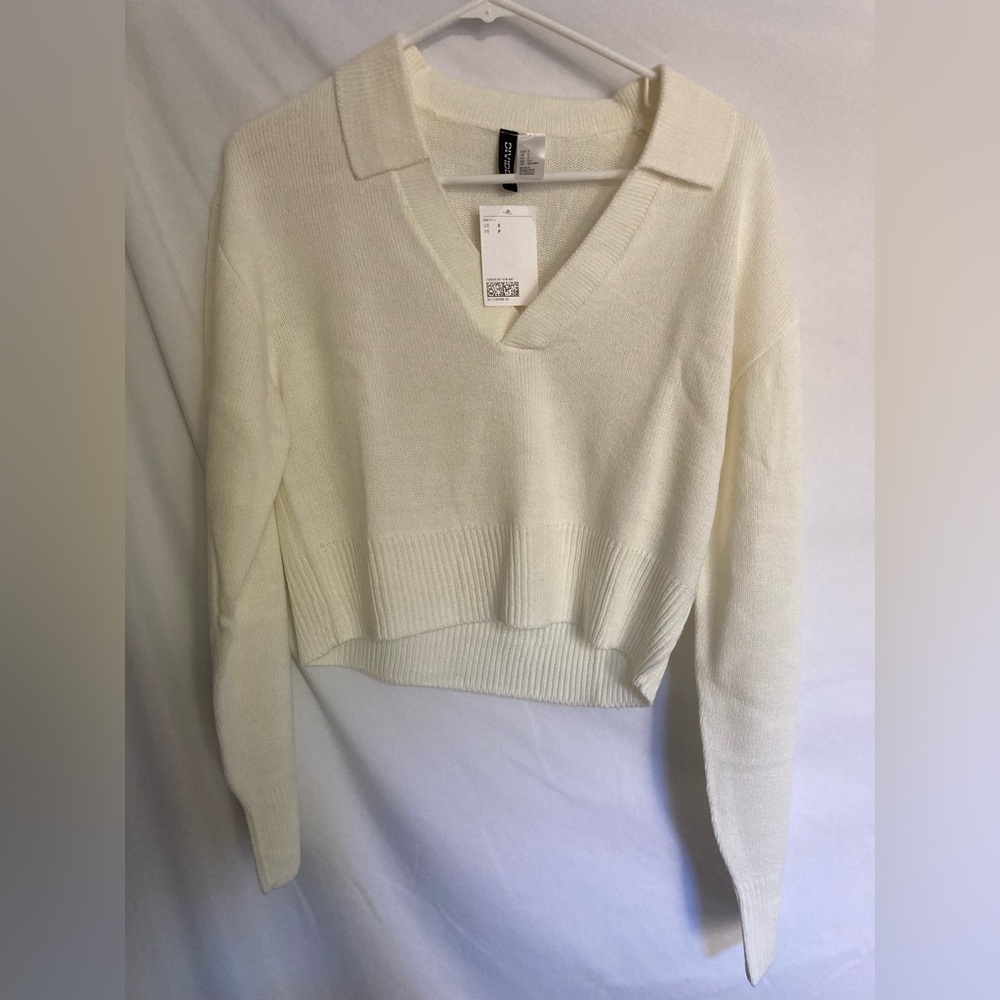 H&M Collared Sweater Sz S in Natural White - Picture 4 of 7